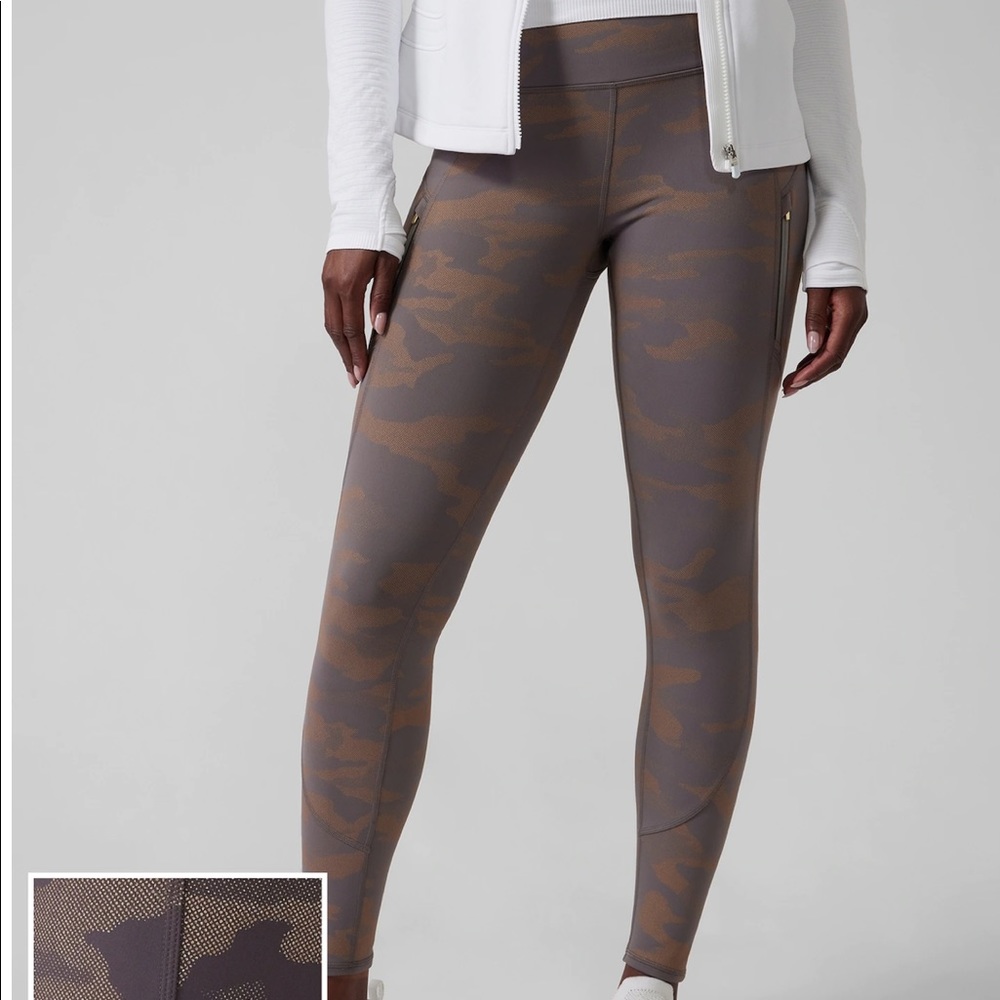 ATHLETA Rainier Reflective Tight Leggings